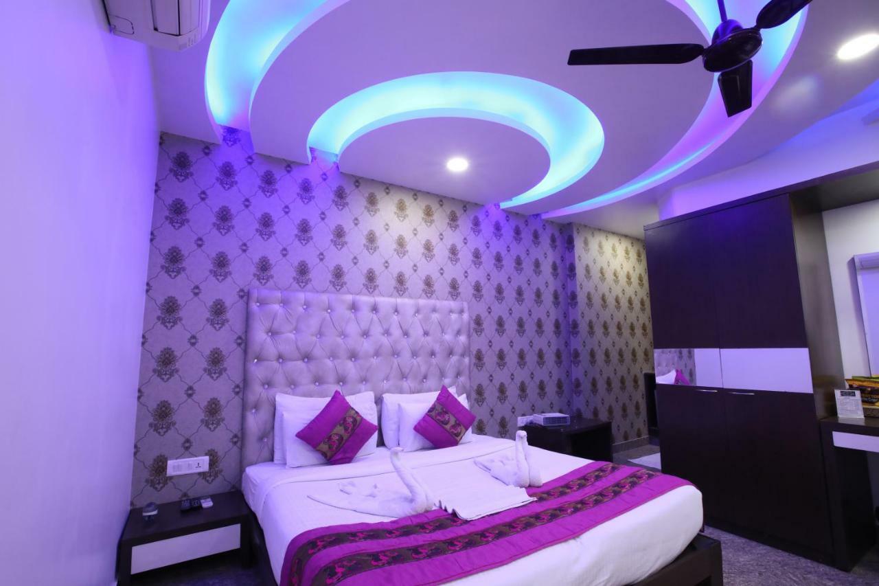 Hotel Surya International Delhi  Exterior foto