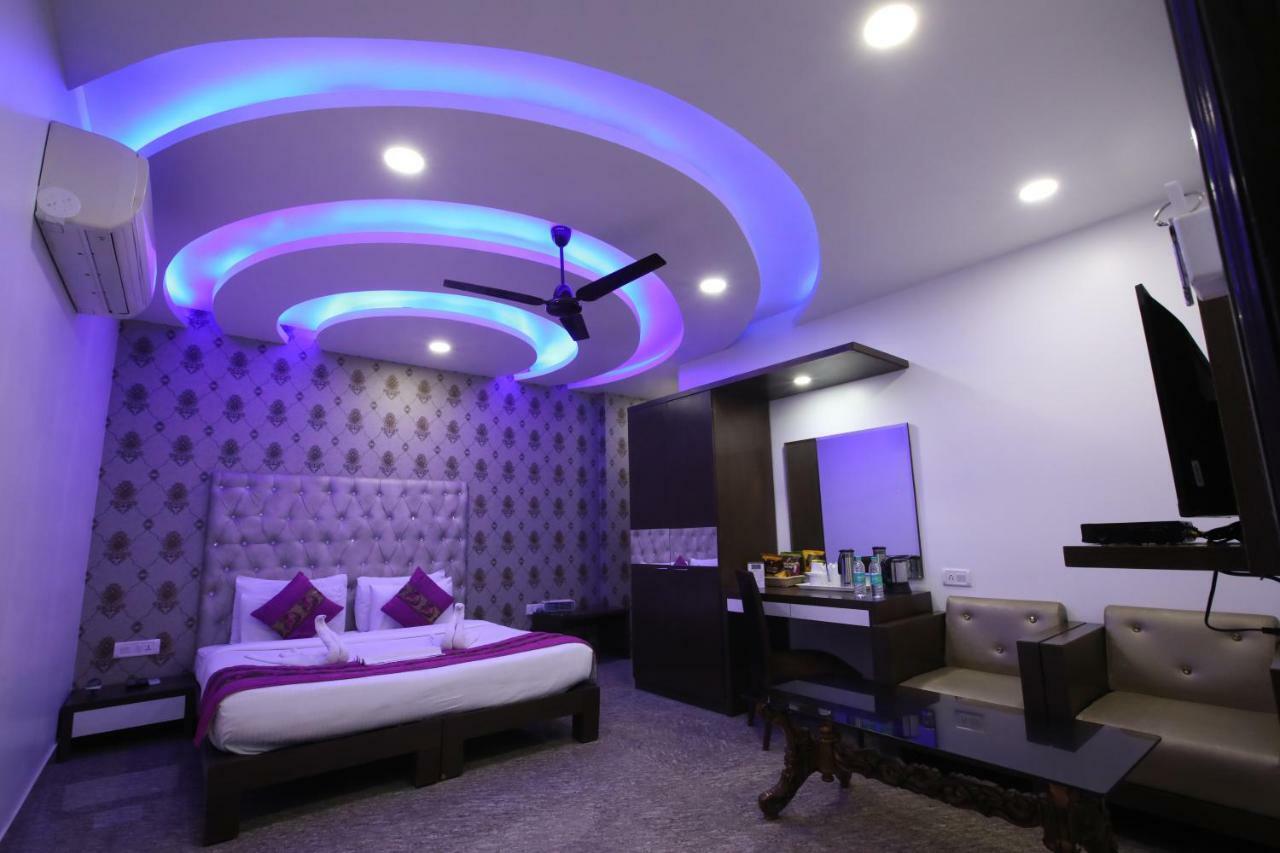 Hotel Surya International Delhi  Exterior foto